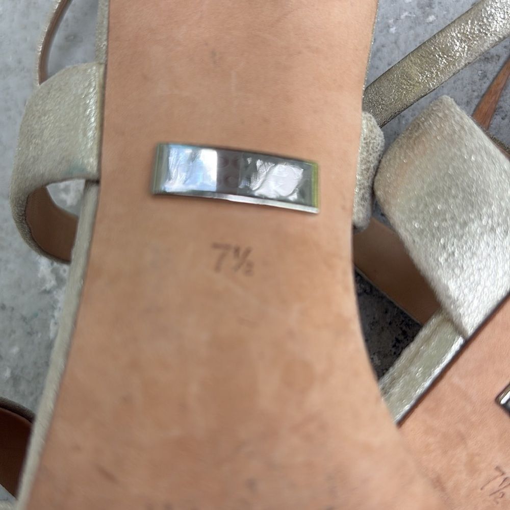 Badgley Mischka Rhinestone heels - Picture 10 of 10